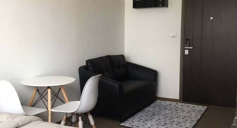 For rent studio condo in Bang Rak, Bangkok