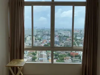 Apartment zur Miete mit 2 Zimmer in Phra Khanong, Bangkok