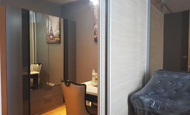 Condo en venta y en alquiler de 1 habitaciones en Khlong Toei, Bangkok