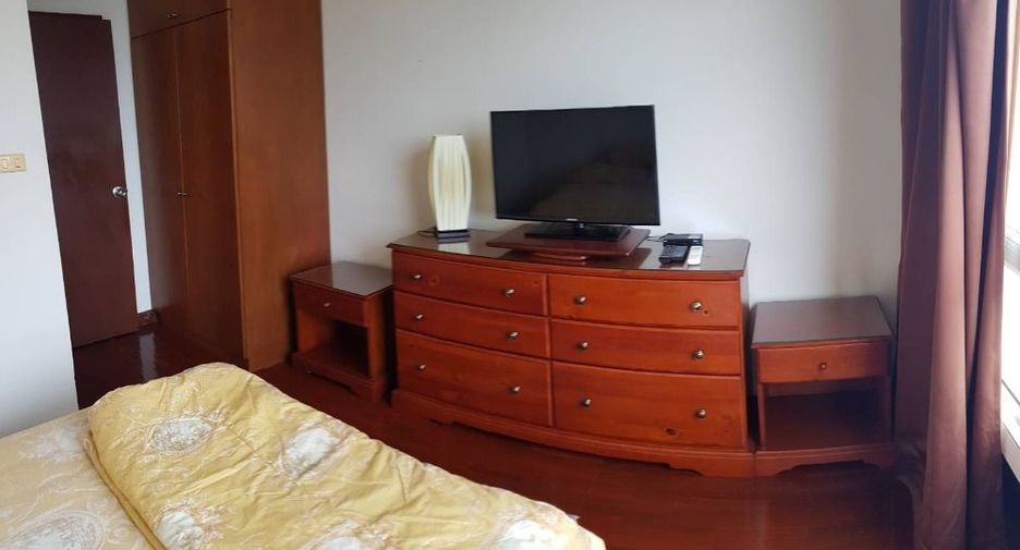 For rent 2 bedrooms condo in Bang Kho Laem, Bangkok
