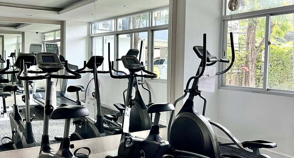 For rent 1 bed condo in Phra Khanong, Bangkok