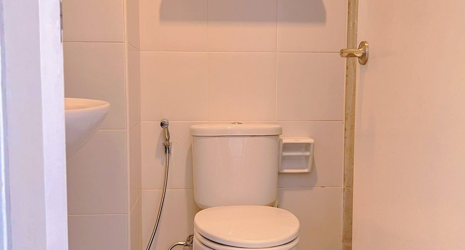For rent 1 bed condo in Phra Khanong, Bangkok
