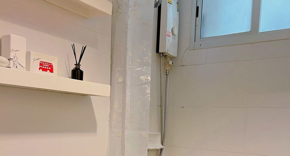 For rent 1 bed condo in Phra Khanong, Bangkok
