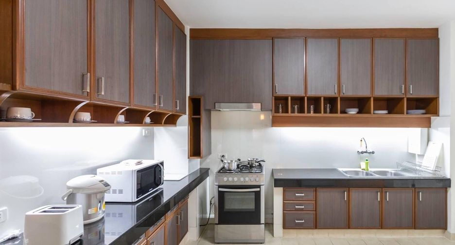 For rent 2 ベッドルーム apartment in Khlong Toei, Bangkok
