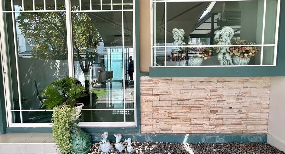 For rent 2 bedrooms townhouse in Bang Phli, Samut Prakan