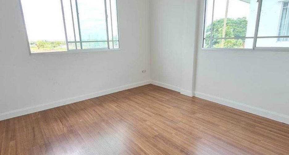 For rent 3 bedrooms house in Prawet, Bangkok