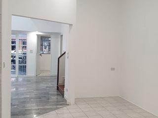 For sale 4 ベッドルーム townhouse in Bang Khae, Bangkok