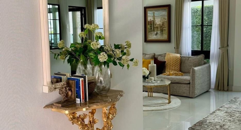 Casa en venta de 4 habitaciones en Saphan Sung, Bangkok