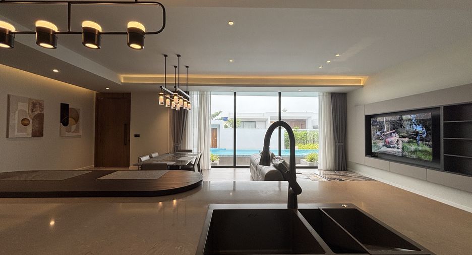 For rent 3 bedrooms villa in Thalang, Phuket