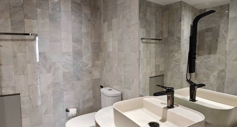 Condo en venta de 2 habitaciones en Sathon, Bangkok