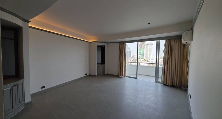 For sale 2 bedrooms condo in Sathon, Bangkok