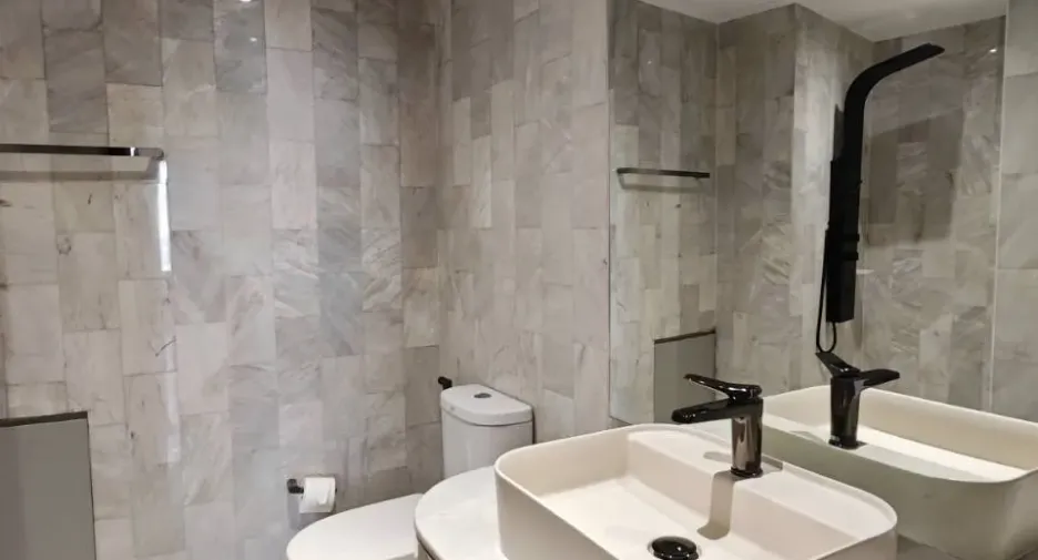 For sale 2 bedrooms condo in Sathon, Bangkok