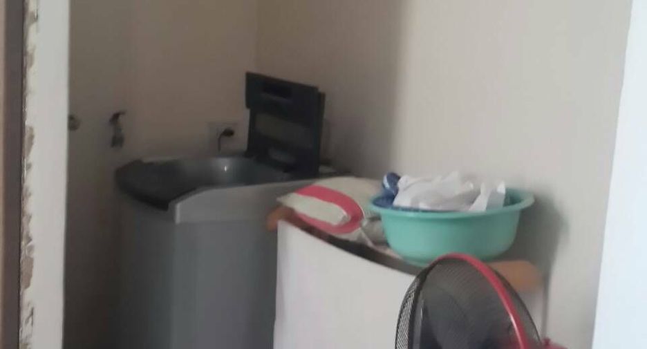 For sale 7 bedrooms townhouse in Phaya Thai, Bangkok
