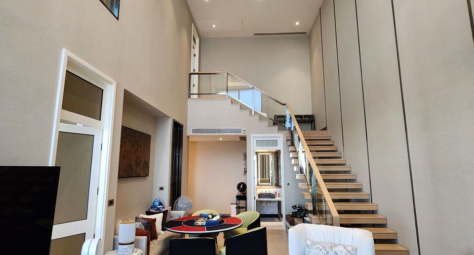 À vendre 2 chambres condo à Khlong San, Bangkok