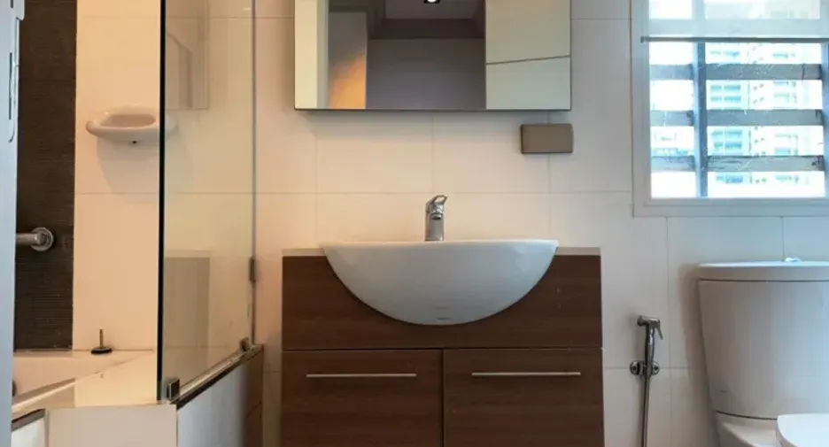 For rent 2 bedrooms condo in Watthana, Bangkok