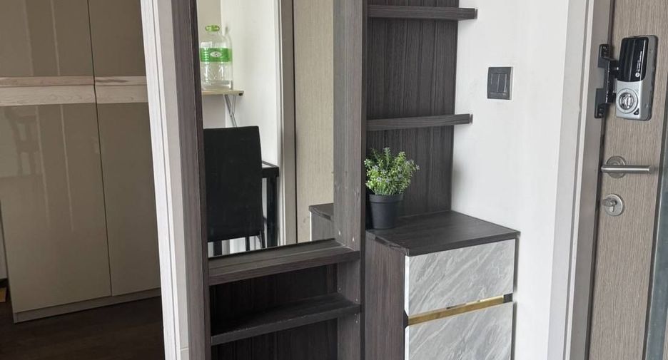 For rent studio condo in Pathum Wan, Bangkok