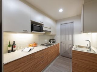 Аренда 2 спальни кондо в Ян Наща, Бангкок