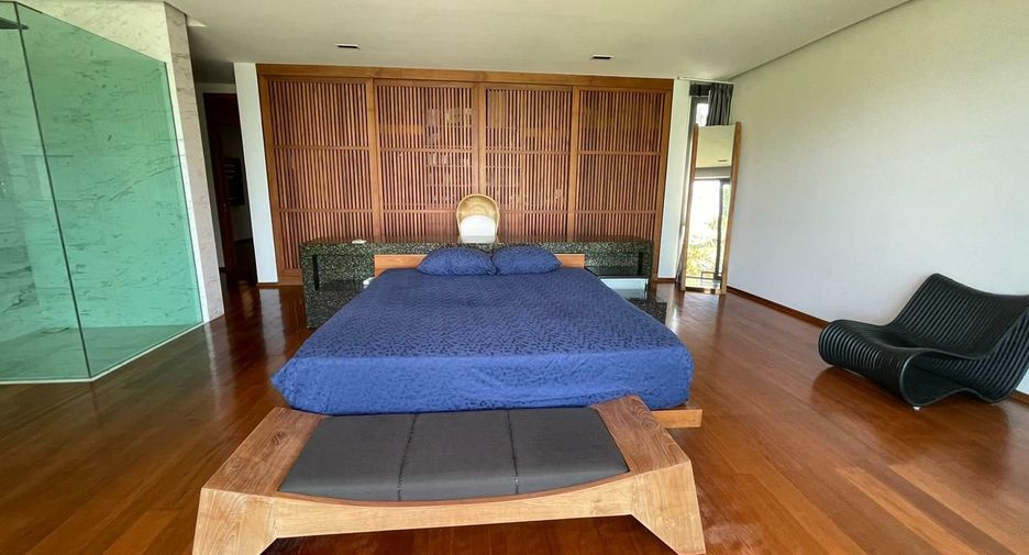 For sale 3 bedrooms villa in Mueang Phuket, Phuket