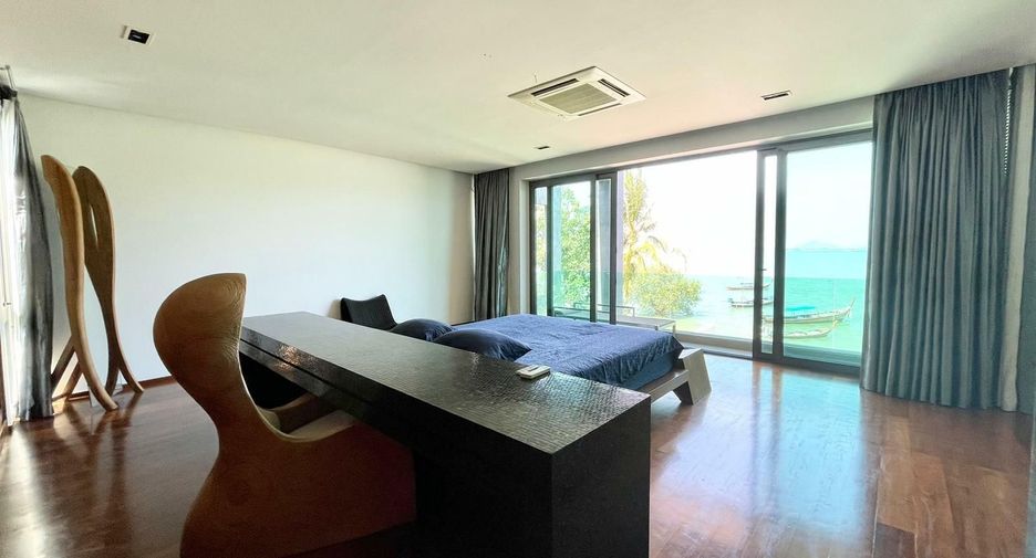 For sale 3 bedrooms villa in Mueang Phuket, Phuket