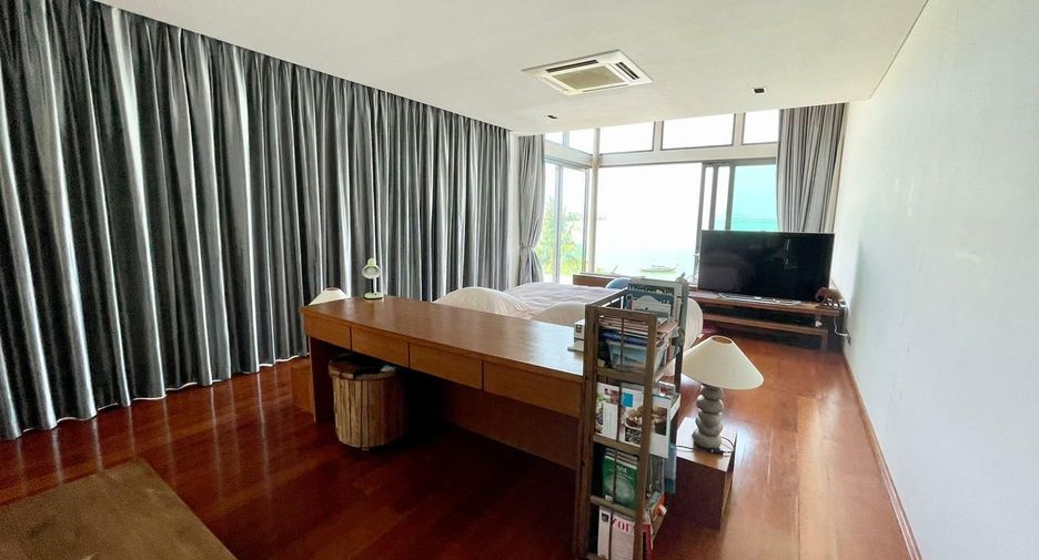 For sale 3 bedrooms villa in Mueang Phuket, Phuket