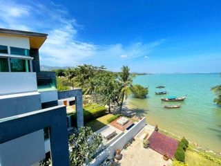 For sale 3 bedrooms villa in Mueang Phuket, Phuket