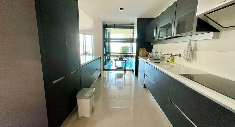 For sale 3 bedrooms villa in Mueang Phuket, Phuket