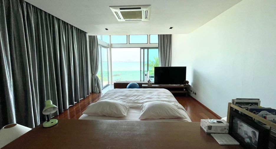 For sale 3 bedrooms villa in Mueang Phuket, Phuket