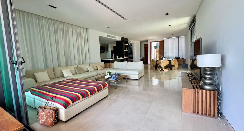 For sale 3 bedrooms villa in Mueang Phuket, Phuket