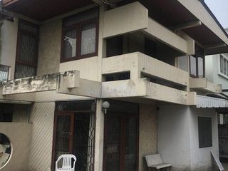 Haus zum Kauf mit 3 Zimmer in Lat Phrao, Bangkok