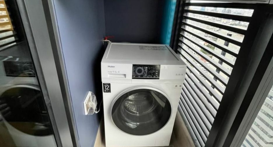 For rent 1 bed condo in Huai Khwang, Bangkok