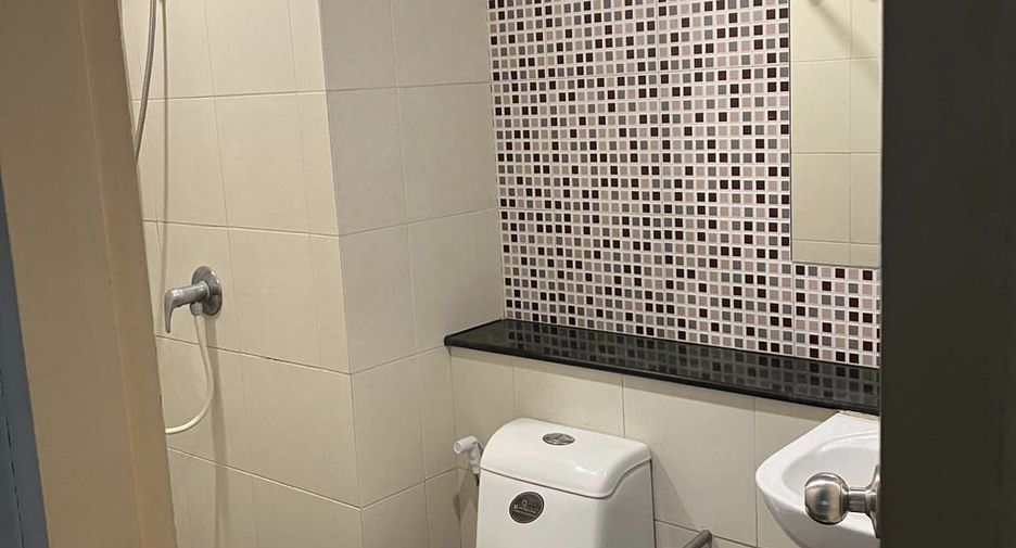 For rent 1 bed condo in Pathum Wan, Bangkok