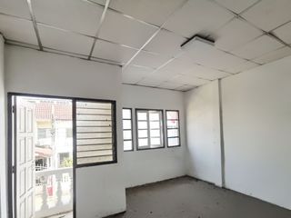 For sale 2 bedrooms townhouse in Bang Khae, Bangkok