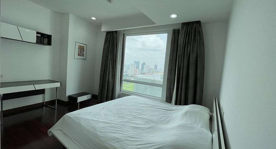 For sale 2 bedrooms condo in Pathum Wan, Bangkok