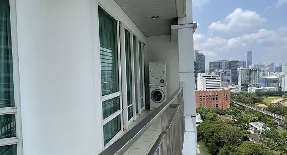 For sale 2 bedrooms condo in Pathum Wan, Bangkok