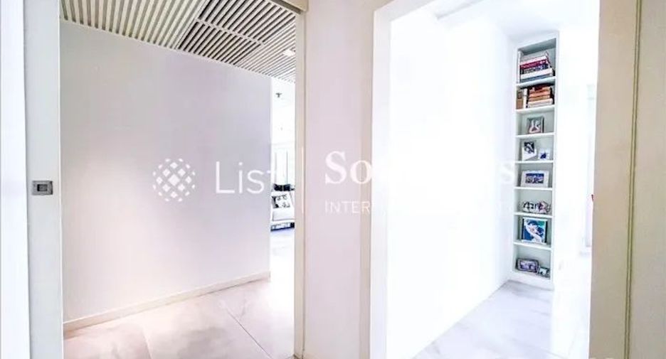For sale 1 bed condo in Pathum Wan, Bangkok