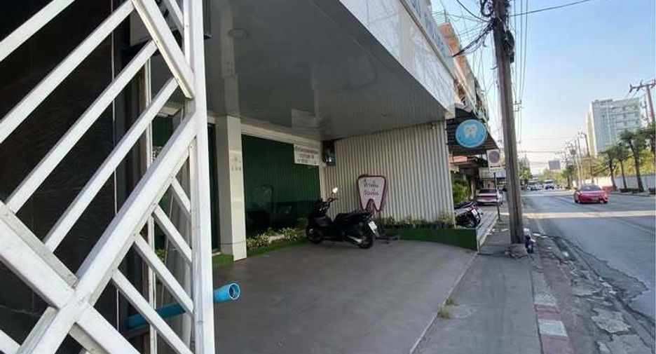 For rent retail Space in Bang Kapi, Bangkok