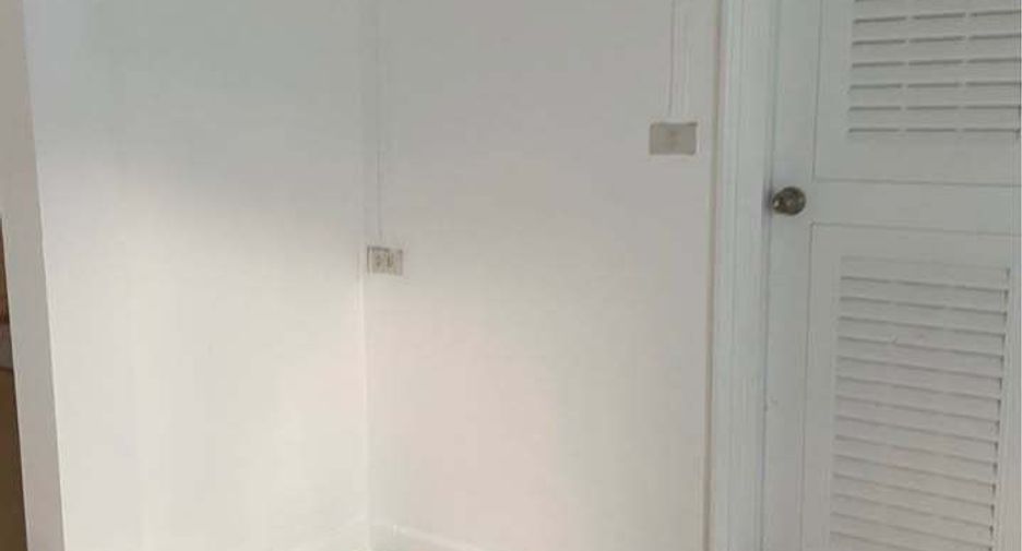 For rent retail Space in Bang Kapi, Bangkok