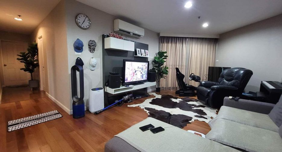 For sale and for rent 3 bedrooms condo in Huai Khwang, Bangkok