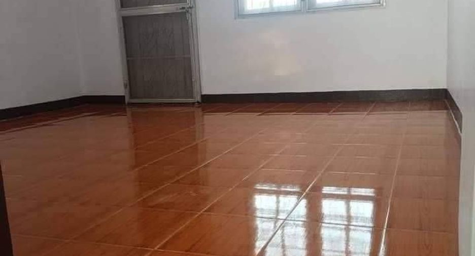Продажа 2 спальни таунхаус в Mueang Samut Prakan, Самутпракан
