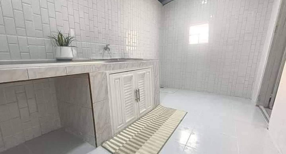 Продажа 2 спальни таунхаус в Mueang Samut Prakan, Самутпракан