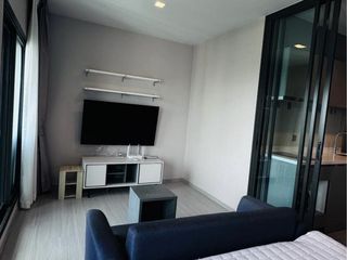 Condo en alquiler de 1 habitaciones en Huai Khwang, Bangkok