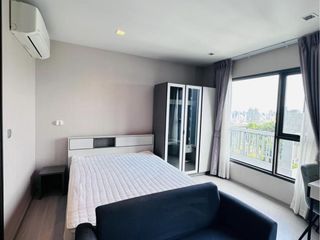 Condo en alquiler de 1 habitaciones en Huai Khwang, Bangkok