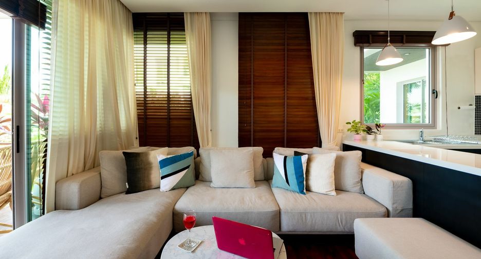 For rent 2 bedrooms condo in Mueang Phuket, Phuket