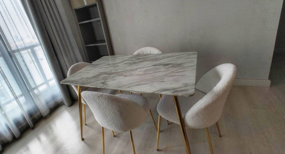 For sale 3 bedrooms condo in Phaya Thai, Bangkok