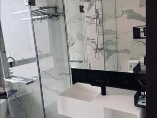 Condo en alquiler de 1 habitaciones en Khlong Toei, Bangkok