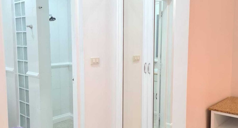 Apartamento en alquiler de 2 habitaciones en Mueang Phuket, Phuket