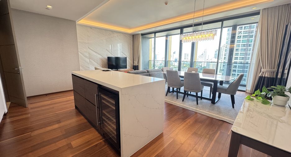 Condo en alquiler de 2 habitaciones en Khlong Toei, Bangkok
