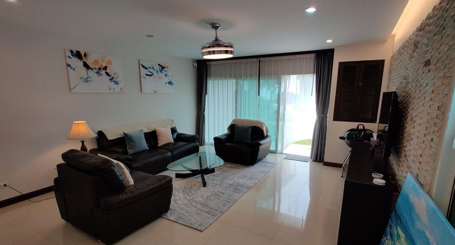 For sale 3 ベッドルーム townhouse in Kathu, Phuket