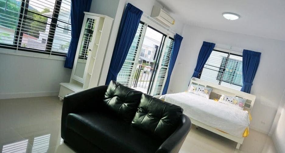 Casa en alquiler de 3 habitaciones en Mueang Phuket, Phuket