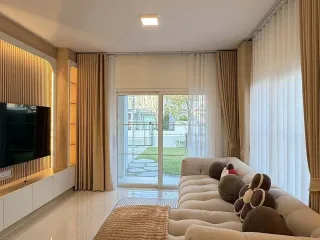 出租 4 卧室 独立屋 在 Bang Phli, Samut Prakan